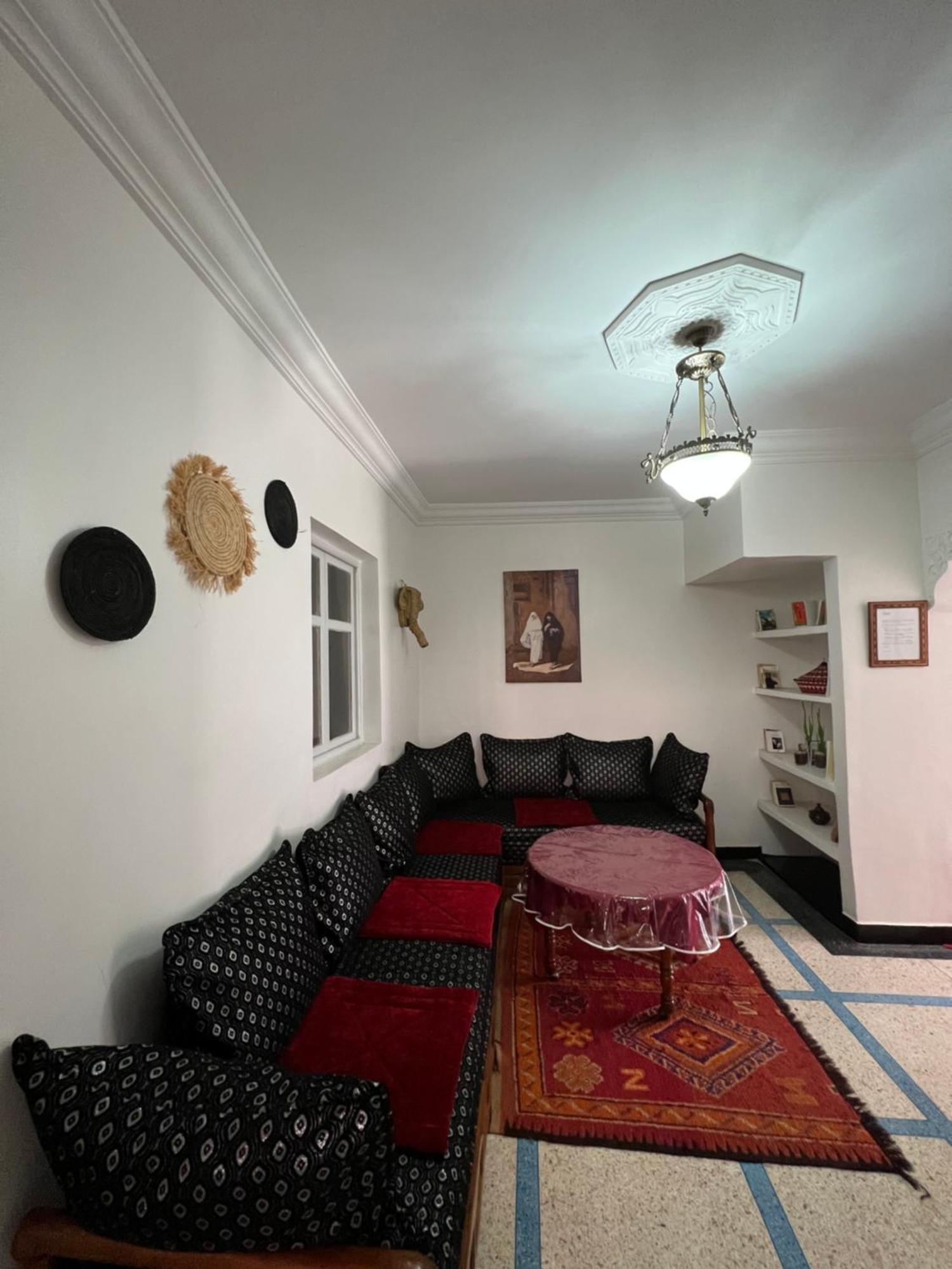 Bh House, Charming Apartment エッサウィラ エクステリア 写真